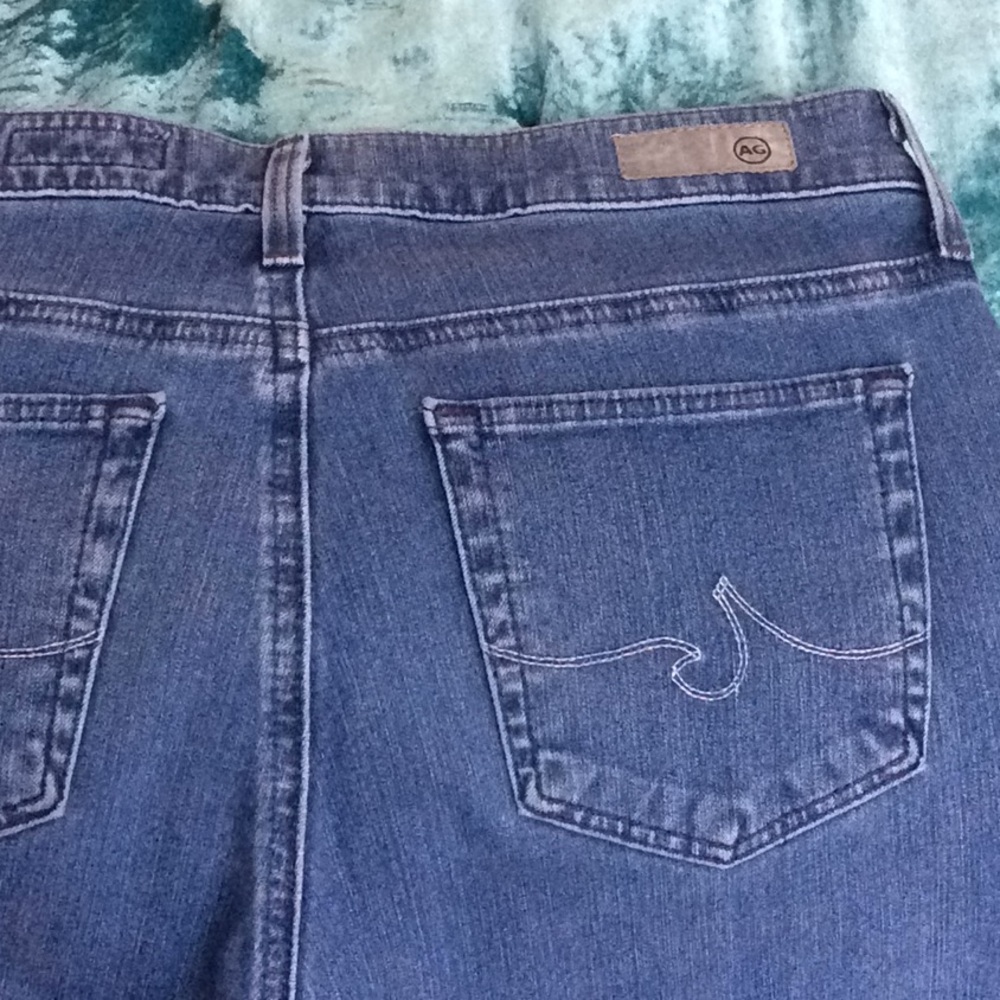 Jeans - Picture 2 of 5